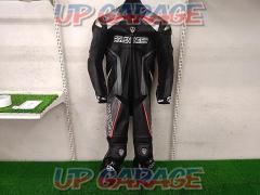 ARLEN
NESS racing suit
Size L