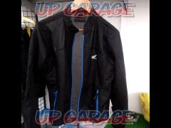 Size: L
HONDA
Air-through UV jacket