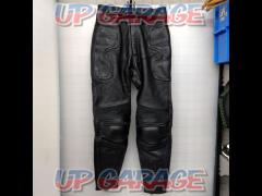 NANKAI
Leather pants
Size: M
