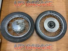 Kawasaki
Z750RS/Z2 genuine wheel tire front and rear set