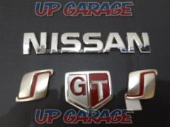 Nissan
Skyline GT-R genuine emblem 4-piece set