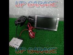 SANYO
8 inches
Monitor for rear seat
CA-RD80