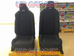 Toyota
GR Yaris
RZ grade
Genuine sheet
Driver's seat / passenger's seat
Two legs set