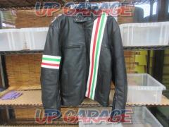 GENUINE
LEATHER
Leather jacket
(X02527)
