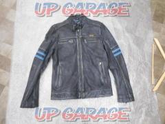 REIDEZ
Vintage leather jacket