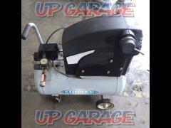 Wakeari LUDMAX
OL-0925S
Oil-less air compressor