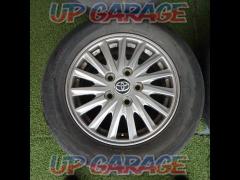 Only 4 wheels Toyota genuine
Noah / Vokushi - / Esquire
ZRR80
gray silver aluminum wheels