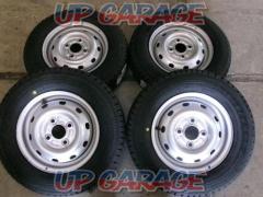 RX2401-17
TOPY
Steel wheel
+
GOODYEAR
CARGO
PRO
4 pieces set