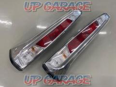 Nissan
C26
Serena
Previous term genuine tail lens
Right and left
KOITO: 220-23096
