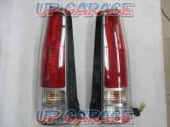 SUZUKI
MH21S
Wagon R Late
Genuine tail lens
Right and left
