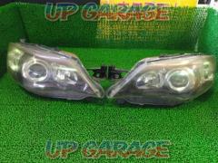 SUBARU
Genuine HID headlights
Inner Black
2 split
Impreza
GVF
Late version
Stay cracked/yellowing