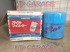 Genuine Nissan (15208-W1111) Genuine oil filter (at that time)