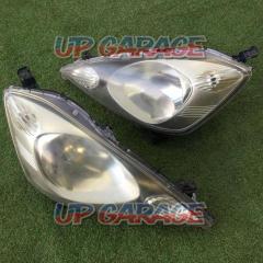 Price Cuts! Honda Genuine
Fit
GE6 early model genuine headlights
HCR-608
Left and right only body