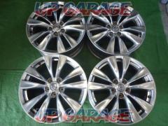 Nissan genuine
Fugue / Y51 genuine wheel
4 pieces set