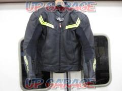 BERIK
2.0
Leather jacket
RACE
DEP