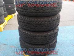 Container used tire set of 4 TOYO
OPENCOUNTRY
A / T
EX