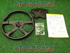 D1
MOMO
Leather steering wheel
GHIBLI4
2024.04
Price Cuts
