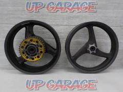 HONDA genuine wheels
Set before and after
CB1300SF