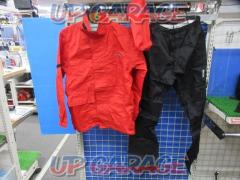 GOLDWINGSM12819
G vector 2
Compact rain suit
Size WL (Ladies L)