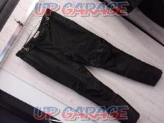 AEGIS
Workman) Size: L
Breathable waterproof cold protection pants
Bikers
