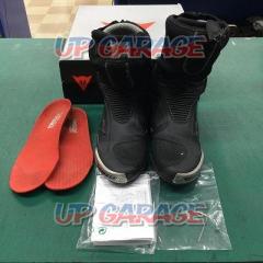 Dainese
AXIAL
PRO
IN
Boots
Size: 43 (28cm)
