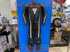 DAINESE separate suit
Size: 41