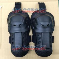 Unknown Manufacturer
Knee protector