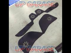 Unknown Manufacturer
door mat protector + door kick mat