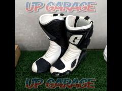 Size: 26.5cm
GAERNE (Gaerune)
G-RS
Racing boots