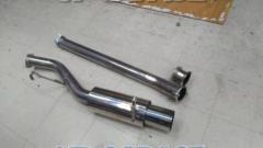 Unknown Manufacturer
Bullet-shaped straight muffler