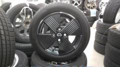 Nissan genuine
Sakura genuine wheels
+
YOKOHAMA
BluEarth-FE
AE30
+
YOKOHAMA
BluEarth
AE01 *1 model difference