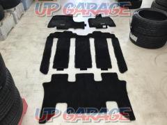 Stepwagon/Spada/RP5
Genuine Honda for 7 people
Floor mat