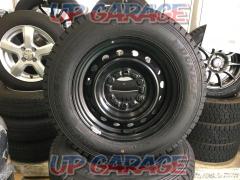 TOYOTA
Hiace 200 genuine steel wheels
+
DUNLOP
WINTER
MAXX
LT03M