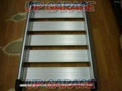 NISSAN genuine
Roof rack attachment (aluminum type)