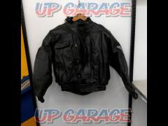 Size S Manufacturer unknown
VENT
TECH
Leather jacket
black spring/autumn