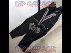 Size 32TroyLeeDesign (Troy Lee Design)
Off-road pants For off-road and motocross!!