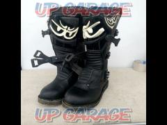 Size: 25.5cm BERIK
Off-road boots/trial boots/AABEK15799 Black, easy to match with other items!!