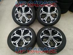 TOYOTA
RAV4
PHV
BLACK
TONE genuine wheels
+
YOKOHAMA
AVID
GT