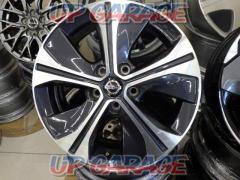 Nissan genuine
KICKS
Original wheel