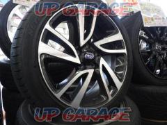 Subaru genuine VM Levorg
Genuine
Wheels + BRIDGESTONE NEWNO
225 / 45R18
※ 1 This puncture repair Yes