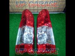 TOYOTA
Hiace 200 series/7 type genuine tail lens left and right set