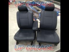 DAIHATSU
Genuine bench seat left and right set L175/Move Custom