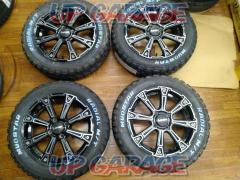 [With new tires ]
LENSO
KZC
+
MUDSTAR (Mad Star)
RADIAL
M / T
165 / 65R15
81S
White Letter