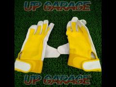 Unknown Manufacturer
Leather Gloves