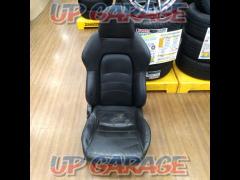 S2000/AP2 Honda genuine
Leather seat