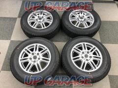 For vehicle inspection! For now! MiLLOUS
Aluminum wheels + DUNLOP
GRANDTREK
PT3