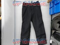 Rough &amp; load
Nylon pants
Size: MW