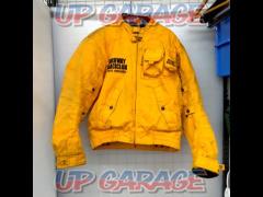 Yellow corn
Winter jacket
L size