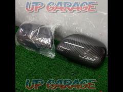 Unknown Manufacturer
Carbon style mirror cover
Hiace 200