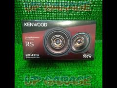 KENWOOD
KFC-RS124
With a material that achieves lightness and high rigidity
Enables high-quality sound reproduction